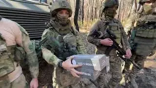 Очень позитивные ребята из спецназа. Кабан доставлен
