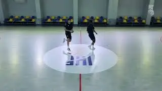 IHF Rule Interpretation | Direct Execution of the Throw-off (2-0)—Pass to a teammate inside the area