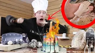 Mit XXS HÄNDEN eine TORTE BACKEN ! 😱🍰  (SCHLECHTE IDEE...) II RayFox