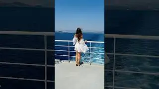 Dancing without underwear