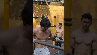 People reaction 🚨🚨.     