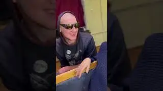 Лега галантный мужчина