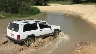 Stock Jeep Cherokee XJ at Hidden Falls Advernture Park OFF ROAD - central Texas Camping Trip
