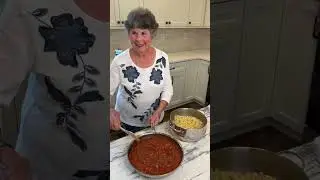 Old fashioned goulash made by my 83 year old mom | Inexpensive meal to feed to your family