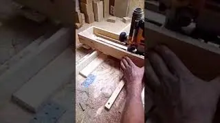 Фрезеровка будущих часов из дуба