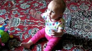 Anaka doing the Mashed Potato
