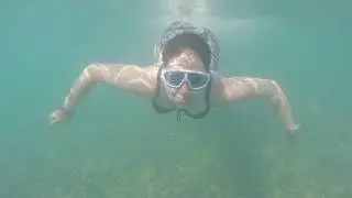 Море.  Под водой.