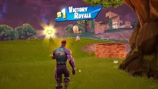 GETTING A VICTORY ROYALE WITH THE FIRST SKIN I EVER PURCHASED IN OG FORTNITE!! 
