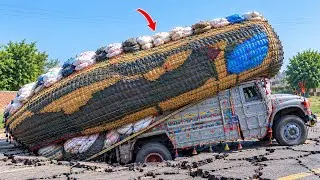 🔥 Overloaded Pakistani Truck Breaks Through Road | Crane Recovery & Shaft Repair