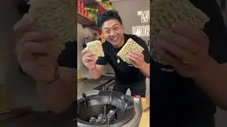 KYLIE JENNER VIRAL RAMEN HACK? 