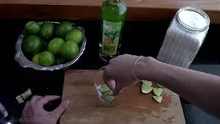 Como Fazer Uma Caipirinha Perfeita!