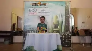 Миша защищает проект