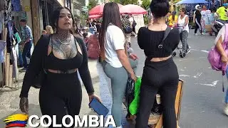 Inside Medellín Colombia - El Centro Downtown District | 🇨🇴 2025 4K