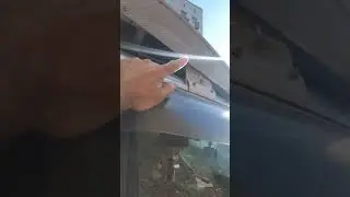 Солнечные панели в спойлере на Делике.