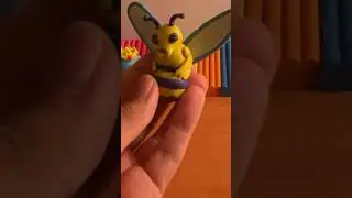 Королева пчёл из пластилина