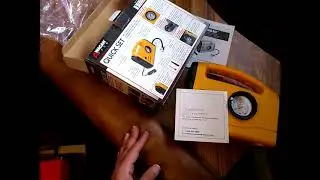 Unboxing of the Wagan Tech Quick Set Air Compressor / Inflator 7301 12v DC (vehicle car tire pump)