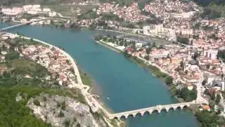 Raša Pavlović - Jutros Rano Slušam (U Lijepom Starom Gradu Višegradu)