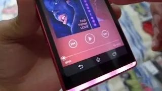 Sony Xperia SP red unboxing, comparison vs Nokia Lumia 1020