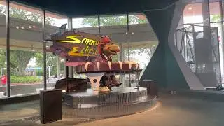 Sonny Eclipse sings Planetary Boogie (Cosmic rays starlight cafe @ Walt Disney world)