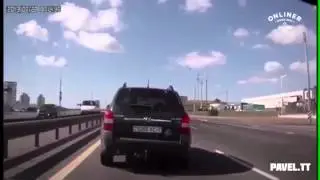 Минск_ на МКАД водитель сбивает инспектора ГАИ