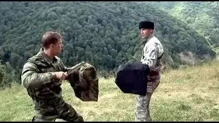 Стреляющие горы, финальный поединок, чеченец и русский