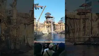 Pirates Show Waterworld 
