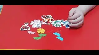 Распаковка картонных фигурок Робокар Поли.