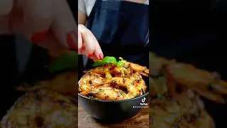 Chili Basil Butter Shrimp 🔥🍤 #foodie #shorts #shrimp #recipes #cooking #viralshorts