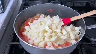 Como hacer papas con huevo estilo Salvadoreño típico