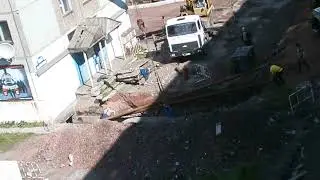 Работы во дворе 28