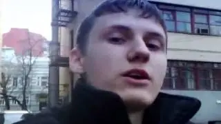 Алексей Родионов и Роман Таренков в клипе Голубая луна