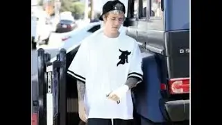 Justin Bieber visiting Selena Gomez to dance class in Studio City