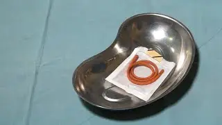 Inserting a Urinary Catheter - Childbirth Series