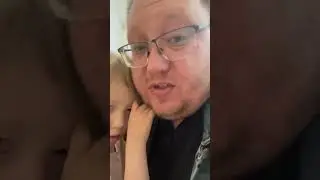 Совсем не любит ходить в детский сад! А вы любили ходить в садик? 