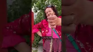 ПОШЛЫЙ ГНОМИК ВОРУЕТ ВЕЩИ!