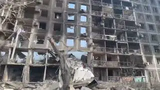 Видео чудовищных разрушений жилых кварталов Мариуполя