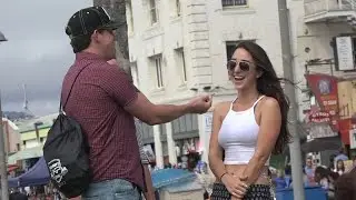 How To Pick Up An Attractive Girl