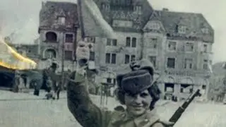 Hietzing 🇦🇹13 Bezirk, Vienna, Kennedy Brücke, Russische Soldatin, Schönbrunn, Glocke..