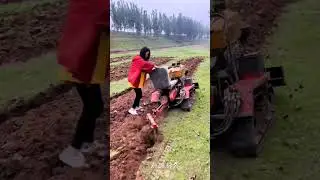 छोटे ट्रैक्टर का तकनीकी काम #trend #trending #trendingshorts #tractor #small #best #farming subscrib