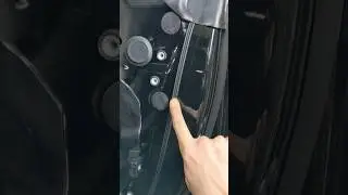 Антискрип + шумоизоляция Tesla #антискрип #шумоизоляция #майстернякомфорту #київ