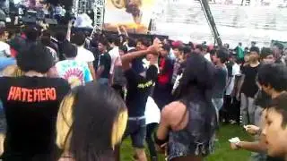 Rock The World 2011 - Restraint - Moshing (1)