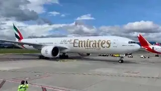 Emirates Boeing 777-300ER despegando de Bogota El Dorado!