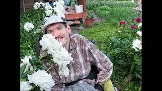 Я Нюхаю  цветы у  соседей после  шашлыков  23.06.2024