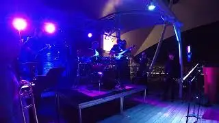 Set in New Orleans - Caravan Guitar Solo