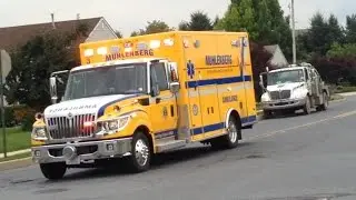 Best of EMS Ambulances Responding 2015 - Best of sirens