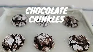 HOW TO MAKE CHOCOLATE CRINKLES/FUDGY CHOCOLATE CRINKLES #EASYCHOCOLATECRINKLES