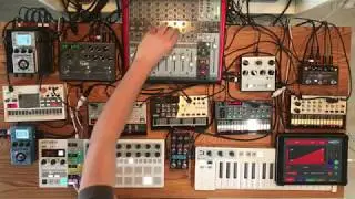 Experimental Volca Jam w/ midiLFOs iOS app (2019-06-22)