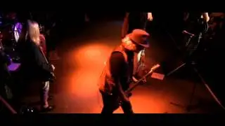 "Walk this way" Aerosmith tribute - Livin on the edge