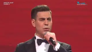 Dmitry Dyuzhev at a concert in St. Petersburg