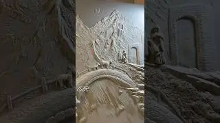 Барельеф выполнен финишной шпаклёвкой Satentek, основа гипсокартон/фанера.